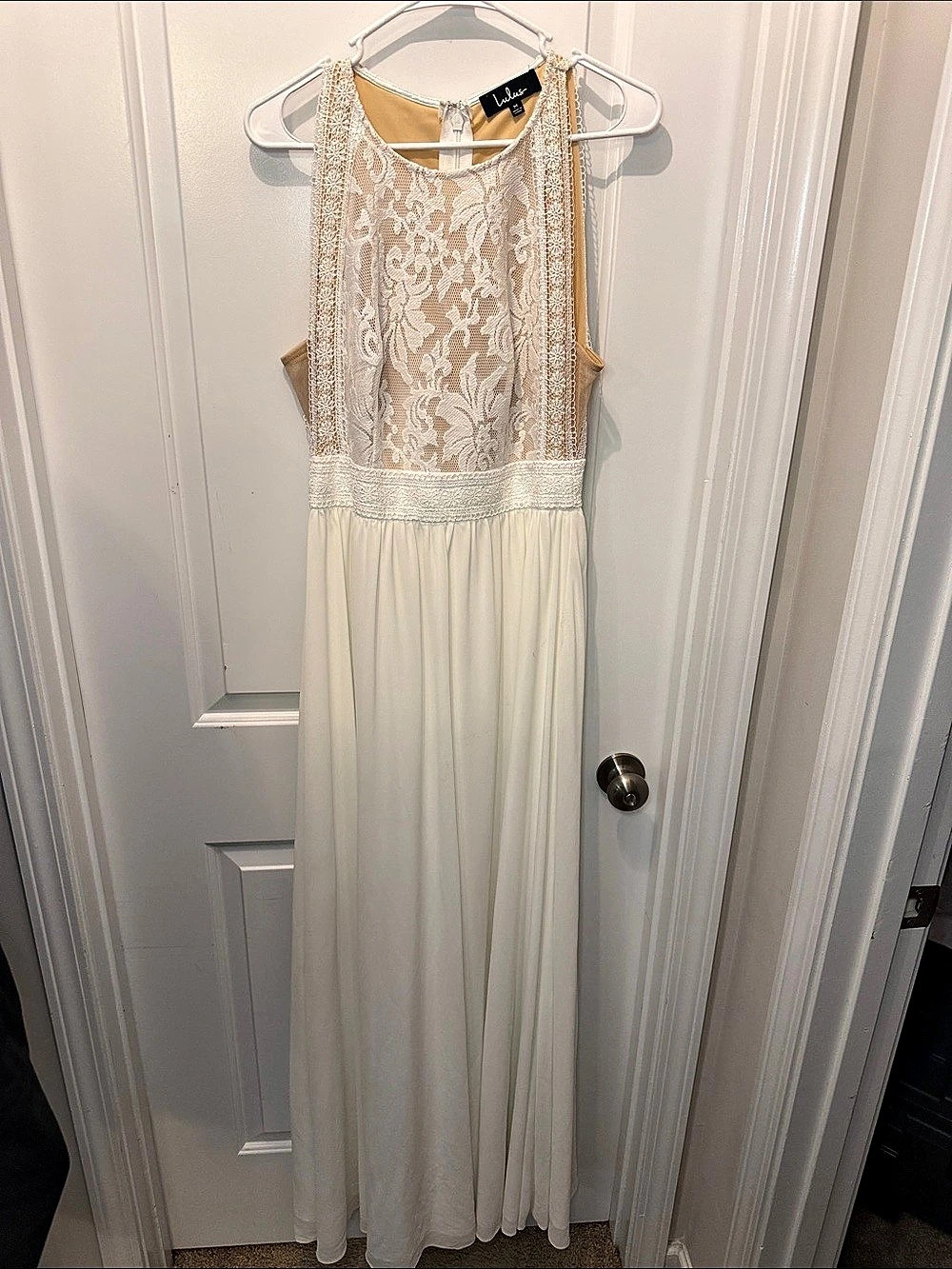 Lulu's Floral Lace Maxi Dress in White Size Medium